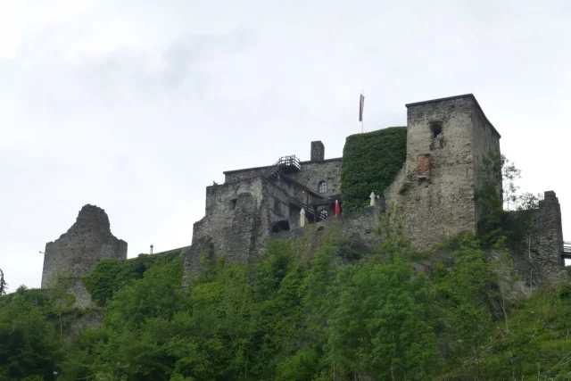 Burg Sommeregg bij Seeboden